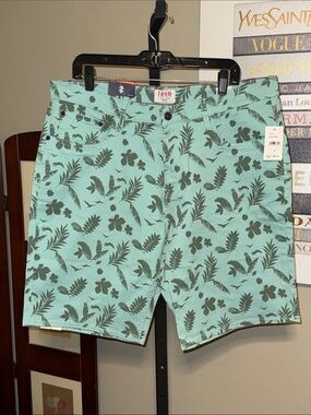 Izod Mint Green Comfort Stretch Tropical Print Chino Shorts